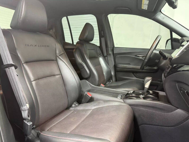 2017 Honda Ridgeline Black Edition