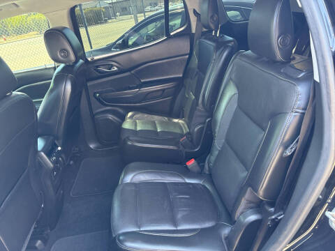 2017 GMC Acadia SLT-1