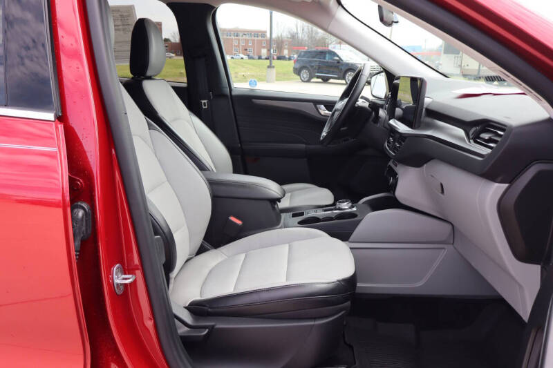 2025 Ford Escape Plug-In Hybrid PHEV