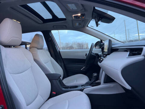 2024 Toyota Corolla Cross LE