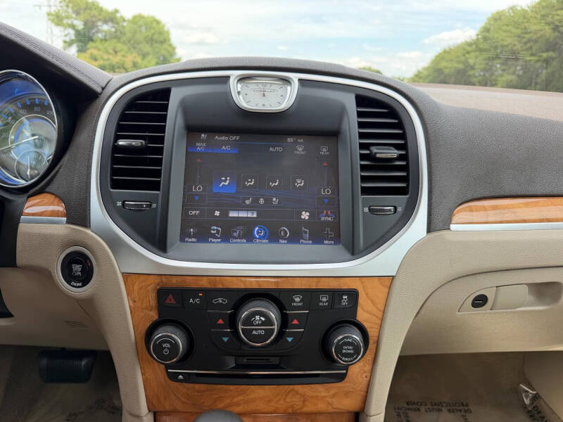 2013 Chrysler 300 C