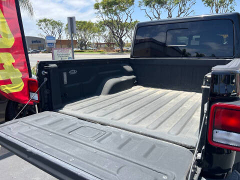 2020 Jeep Gladiator Overland