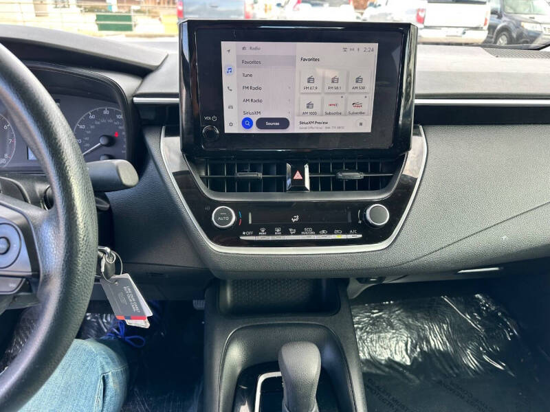 2024 Toyota Corolla LE