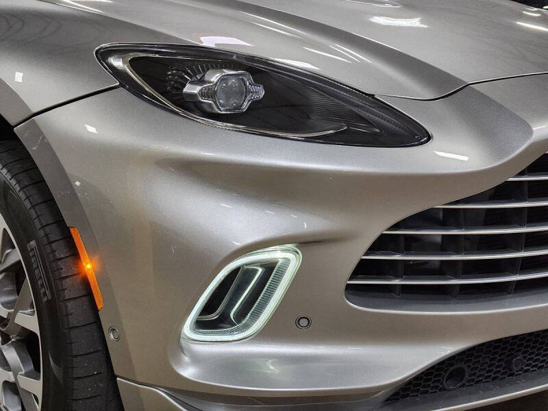 2023 Aston Martin DBX