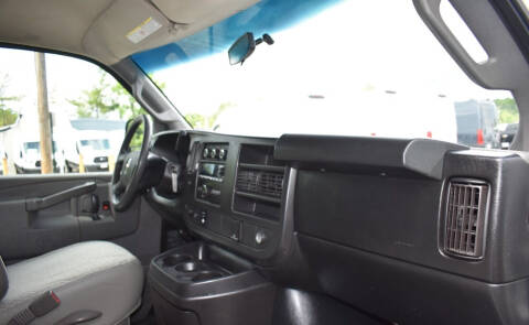 2017 GMC Savana 2500