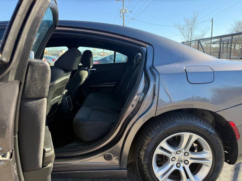 2015 Dodge Charger SE