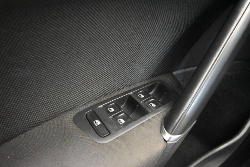 2020 Volkswagen Golf GTI SE