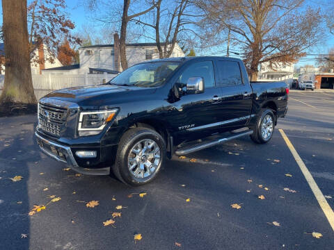 2021 Nissan Titan SL