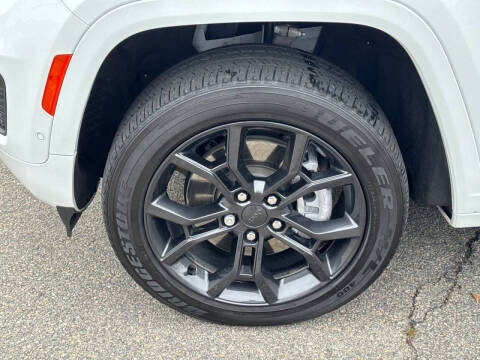 2023 Jeep Grand Cherokee 30th Anniversary 4xe