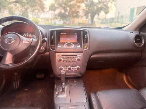 2010 Nissan Maxima 3.5 SV