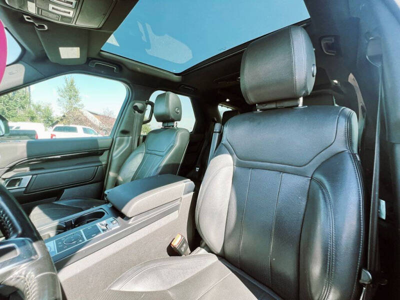 2019 Land Rover Discovery SE