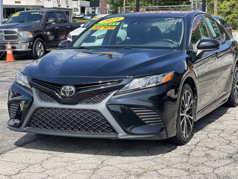2019 Toyota Camry SE