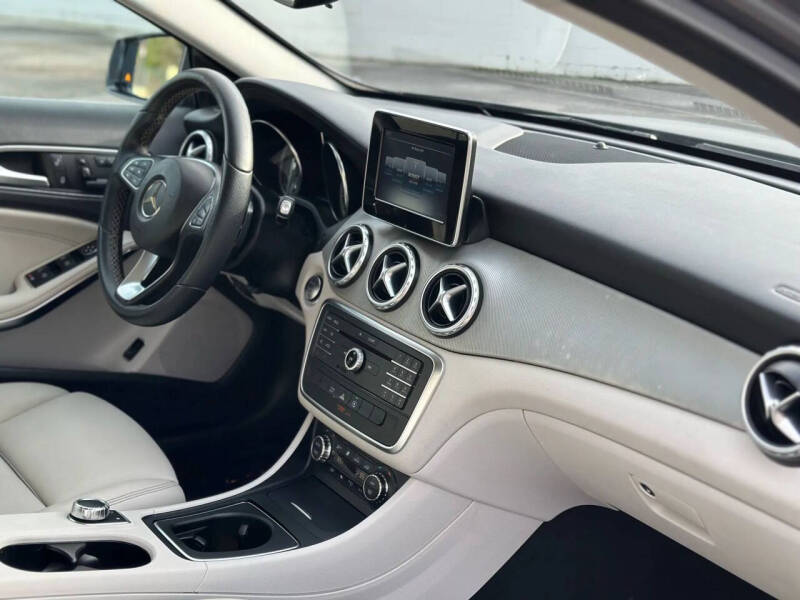 2017 Mercedes-Benz GLA GLA 250