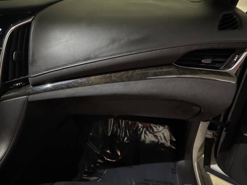 2018 Cadillac Escalade Platinum