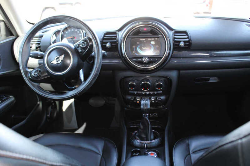 2017 MINI Clubman Cooper