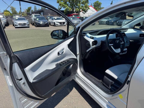 2017 Toyota Prius