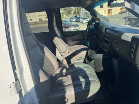 2019 Chevrolet Express LS 3500