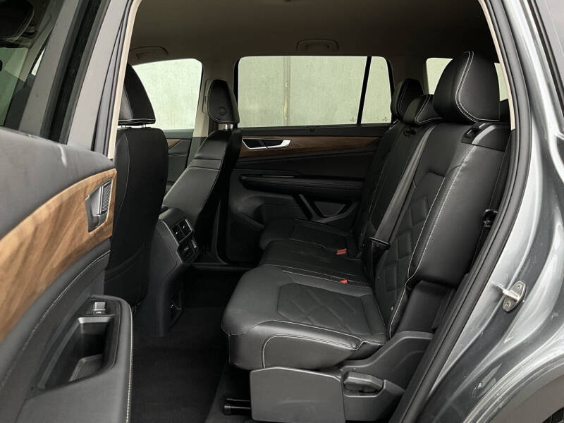 2025 Volkswagen Atlas SE 4Motion