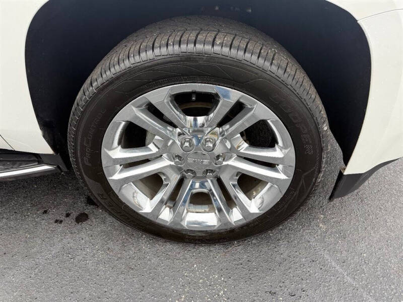 2017 GMC Yukon XL SLT