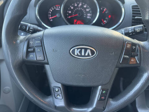 2013 Kia Sorento LX
