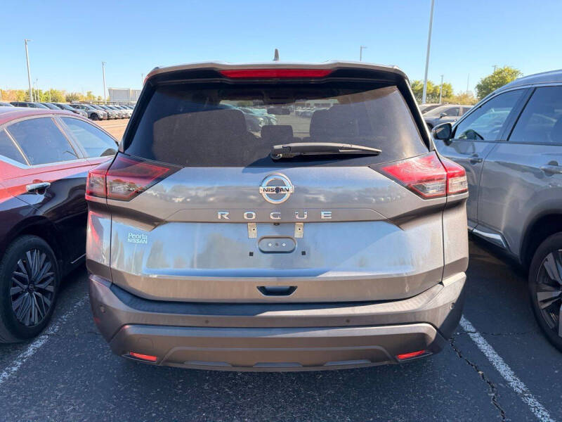 2021 Nissan Rogue S