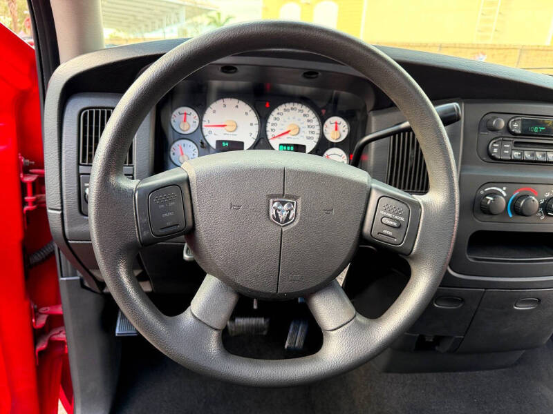 2005 Dodge Ram 1500 SLT