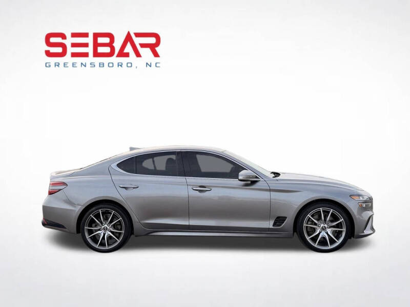 2022 Genesis G70