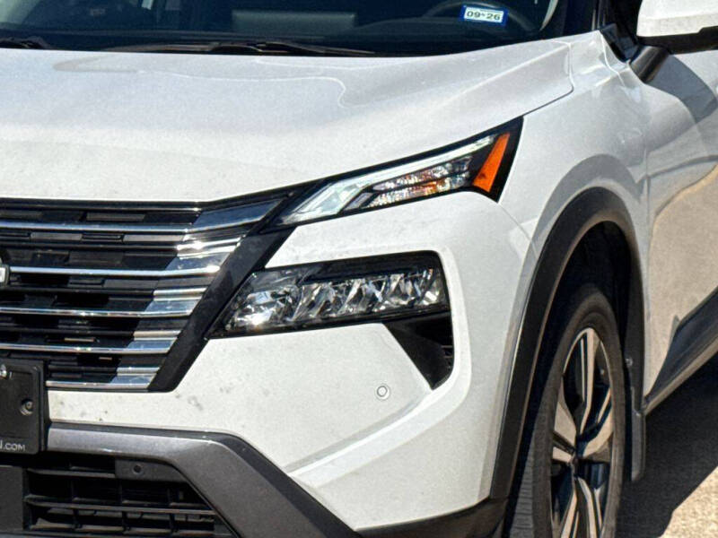 2024 Nissan Rogue SL