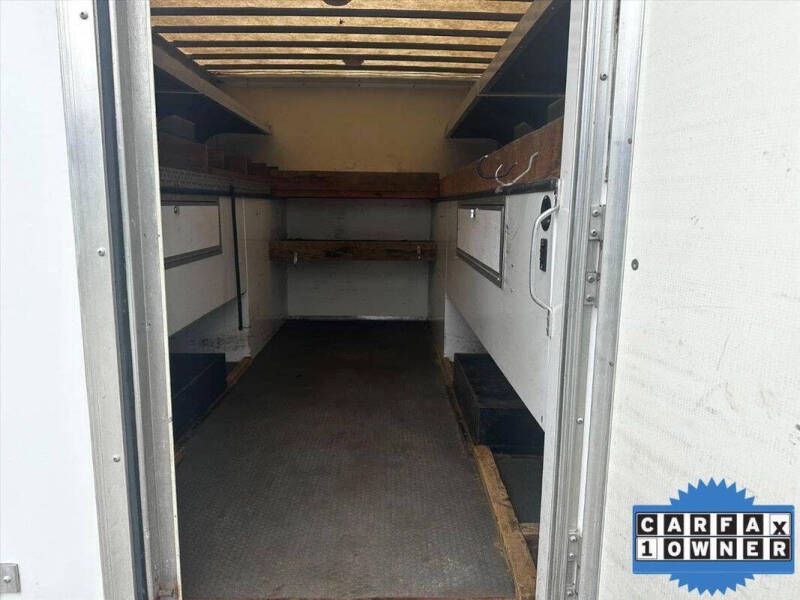 2017 Ford E-Series E-450 SD