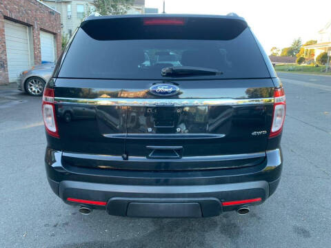 2014 Ford Explorer
