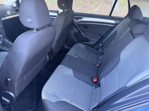 2016 Volkswagen e-Golf SE