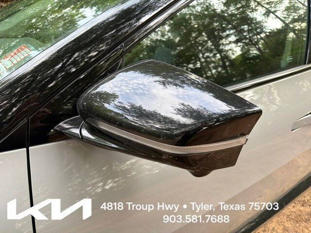 2025 Kia EV6 Wind