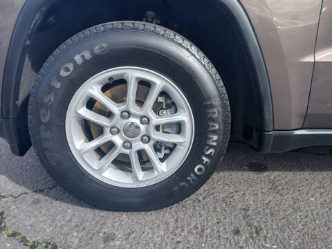 2018 Jeep Grand Cherokee Laredo E