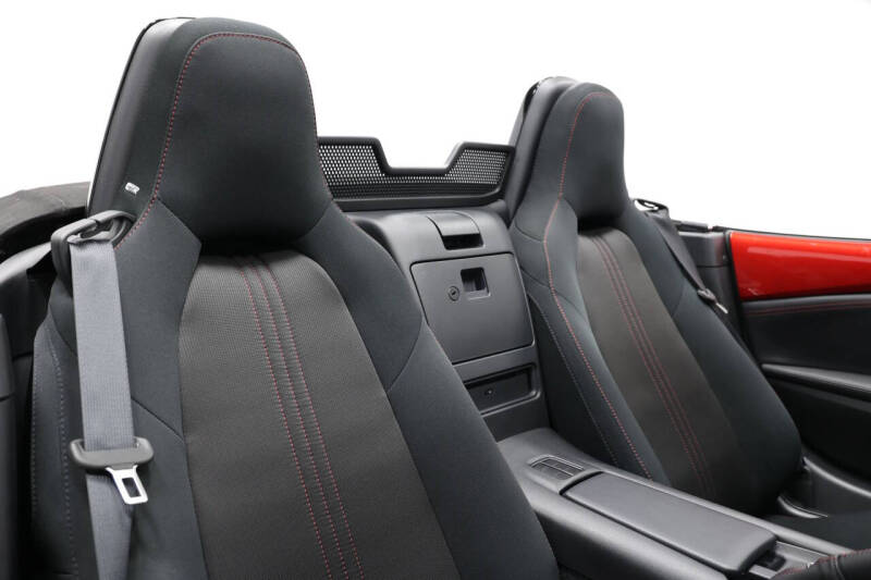 2016 Mazda MX-5 Miata Club