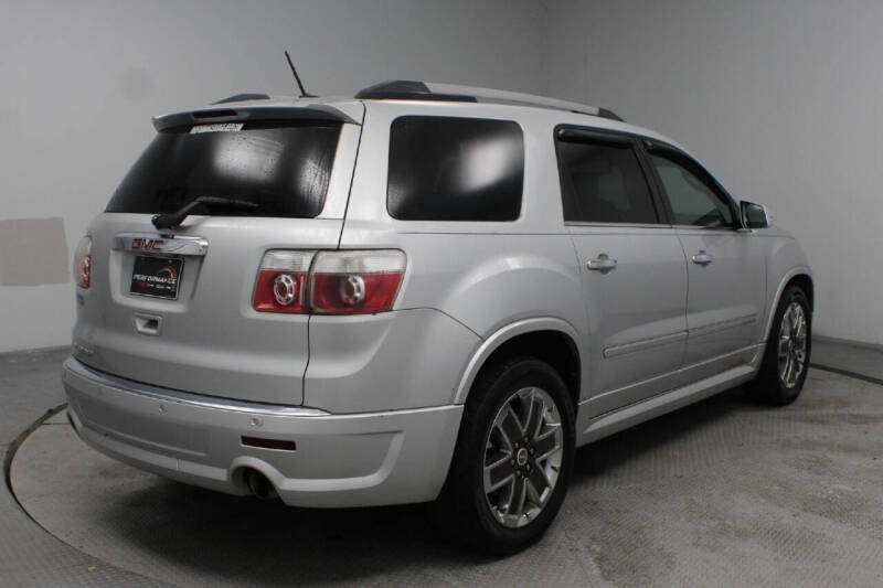 2011 GMC Acadia Denali