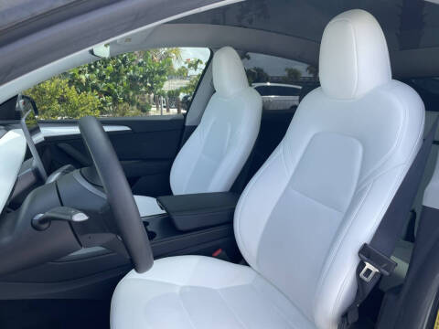 2024 Tesla Model Y Long Range