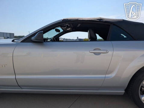 2005 Ford Mustang