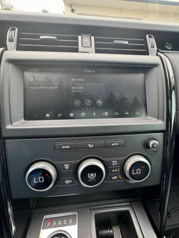 2020 Land Rover Discovery SE