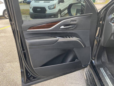 2023 Cadillac Escalade ESV Premium Luxury