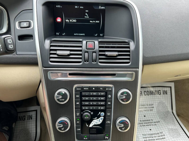 2015 Volvo XC60 T5 Premier