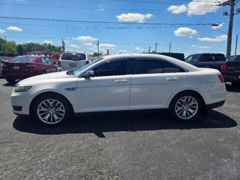 2018 Ford Taurus Limited