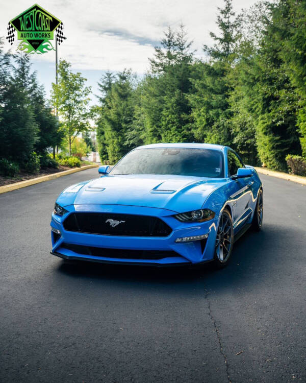 2022 Ford Mustang GT Premium's photo