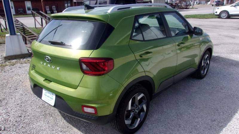 2021 Hyundai Venue SEL