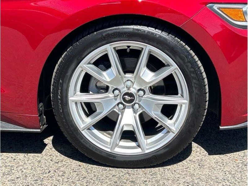 2015 Ford Mustang