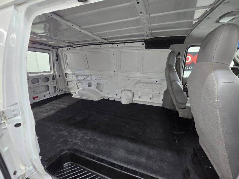 2011 Ford E-Series E-150