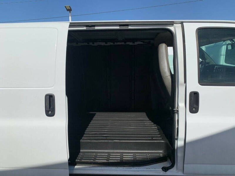 2018 Chevrolet Express 2500