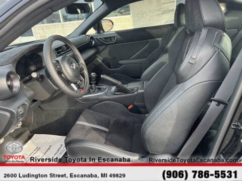 2025 Toyota GR86 Premium