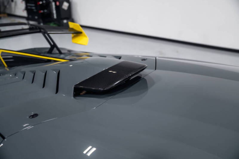 2023 Lamborghini Huracan STO