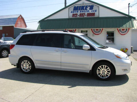2007 Toyota Sienna for sale at Mikes Auto Sales LLC in Dale IN