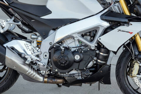 2015 Aprilia Tuono V4